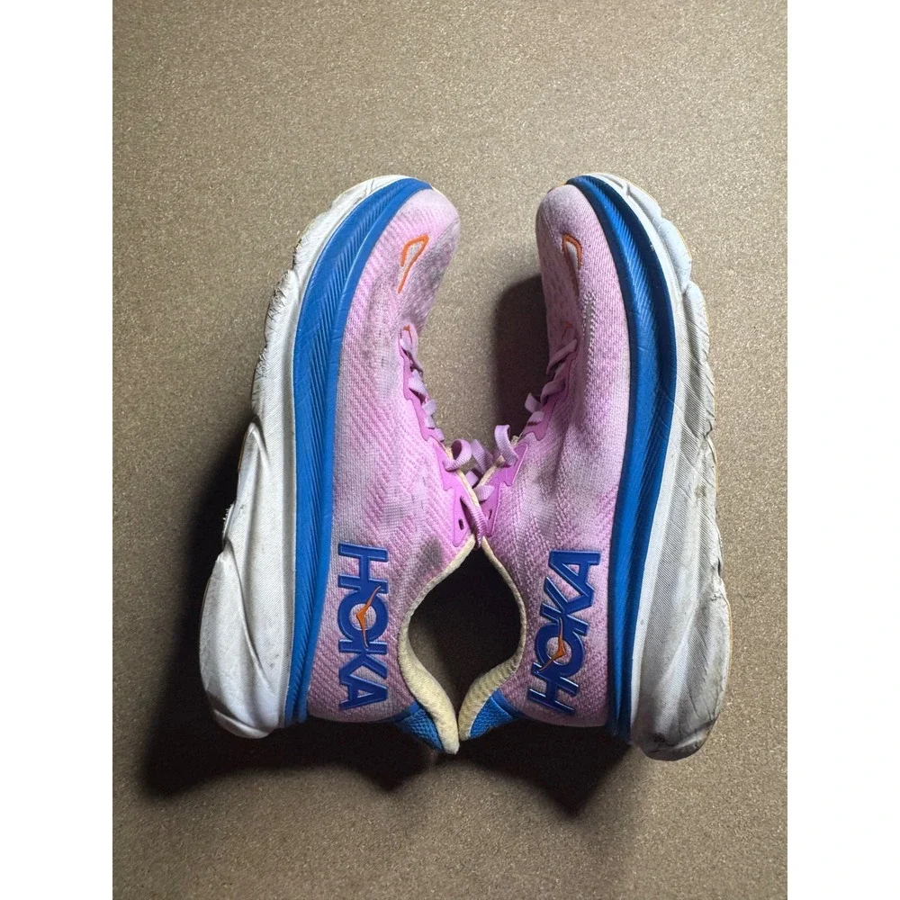 Hoka One One Clifton 9 Womens 7.5 Pink Blue Running Shoes 1127896 CSLC